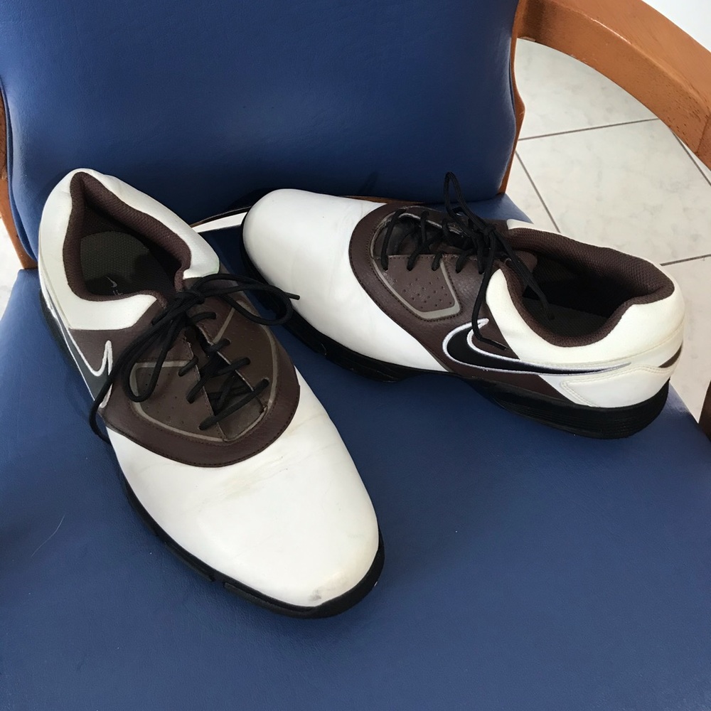 🎉HP🎉Men’s Nike 2012 Heritage golf cleat/shoe - Picture 1 of 5